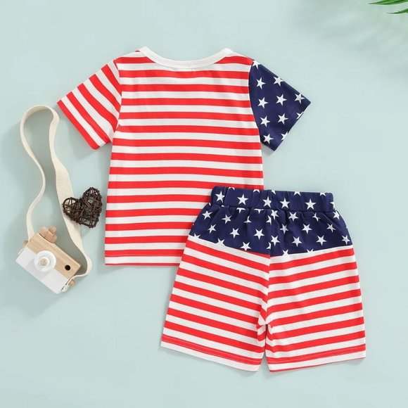 NEW Boy's Patriotic Stars and Stripes Outfit - Picture 3 of 3